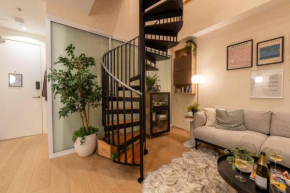 Loft on Collins/Swanston - 2 storey - 2 bed 2 bath